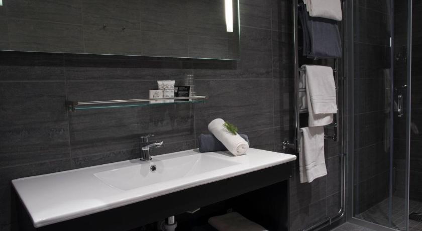Image of Family Suite 9
