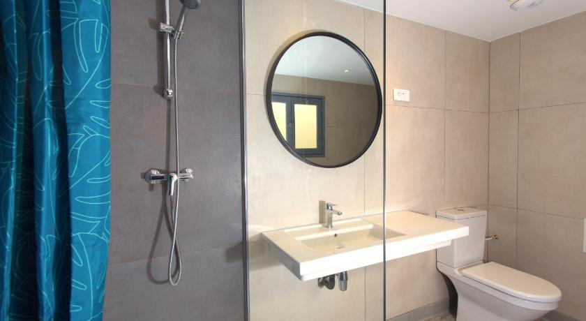 Image of Quad Room Ensuite 4