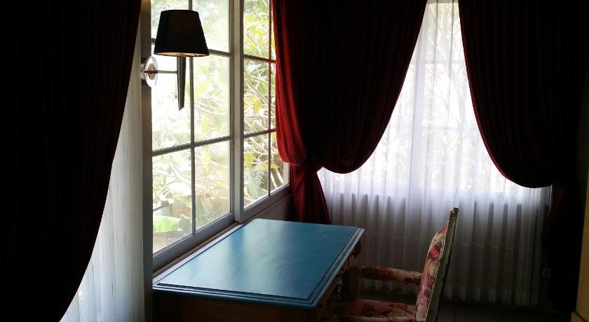 Image of Deluxe Double Room with Sea View 7