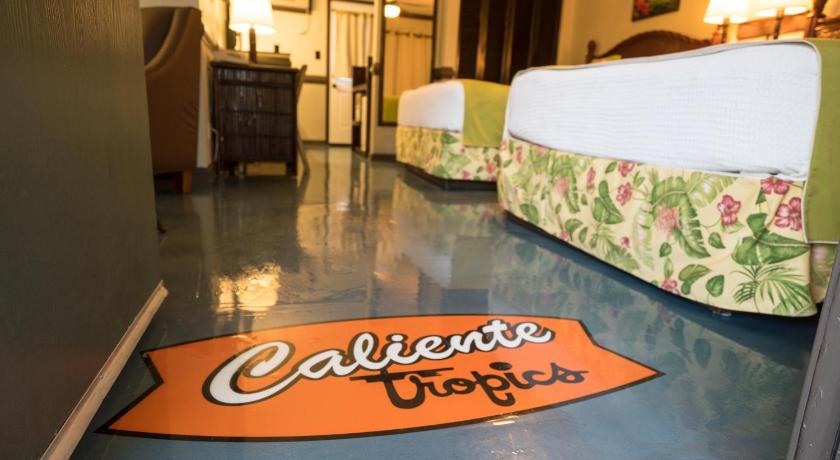 Caliente Tropics Hotel