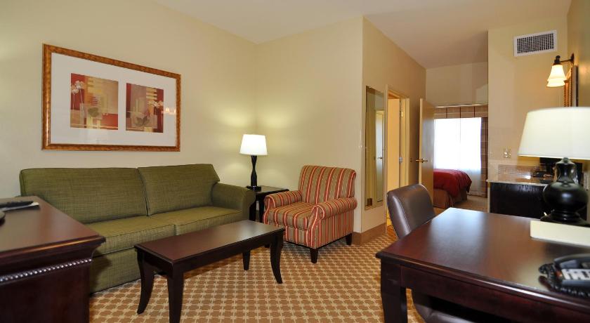 Country Inn & Suites by Radisson, Conway, AR