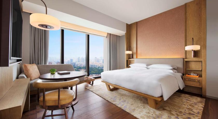Image of 1 King Bed With Heritage View 0