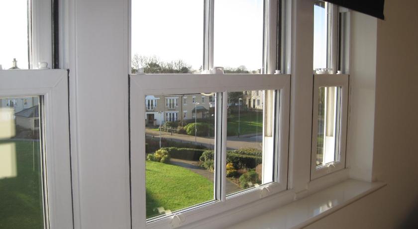 CB1 Apartments photo