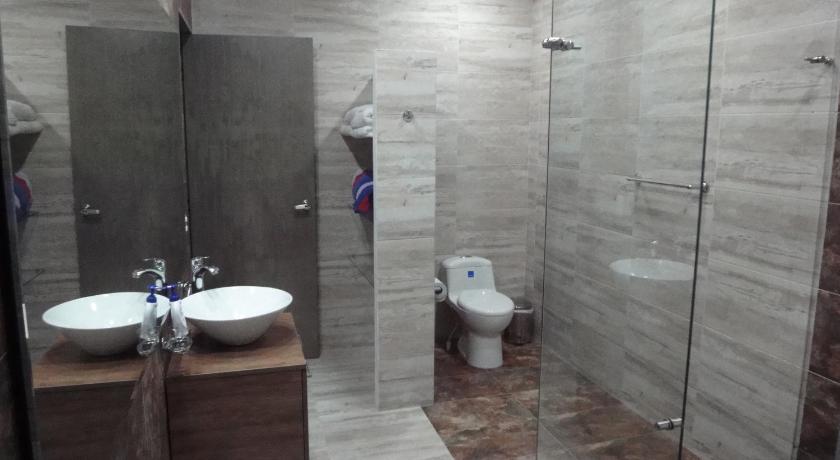 Image of Deluxe Double Room with Balcony 3