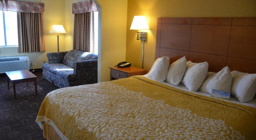 Days Inn by Wyndham Airport Nashville East