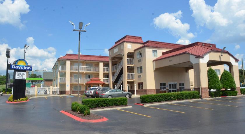 Days Inn by Wyndham Airport Nashville East