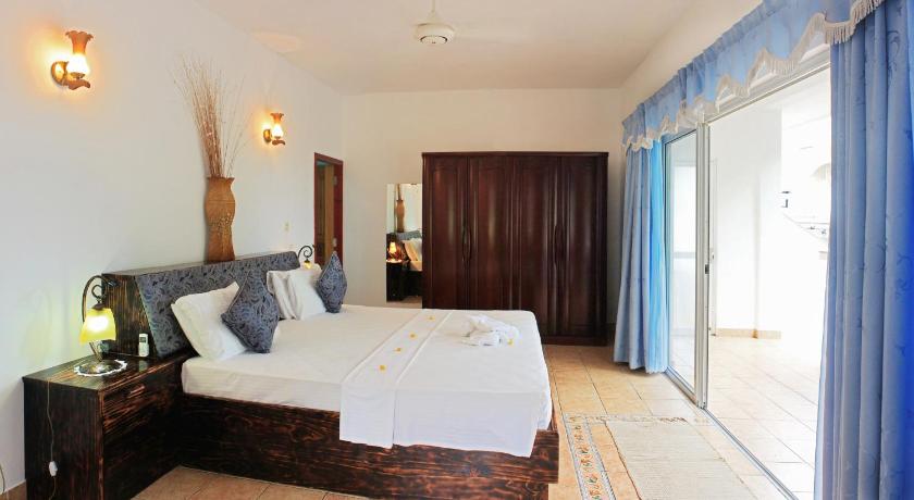 Divers Lodge Guest House photo