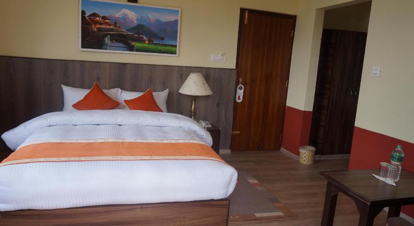 Image of Deluxe Double or Twin Room 11