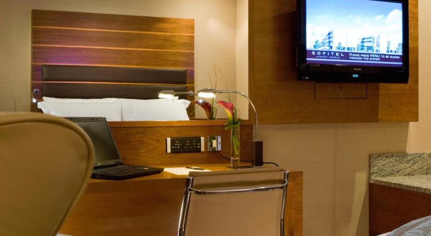 Image of Superior King Room 4