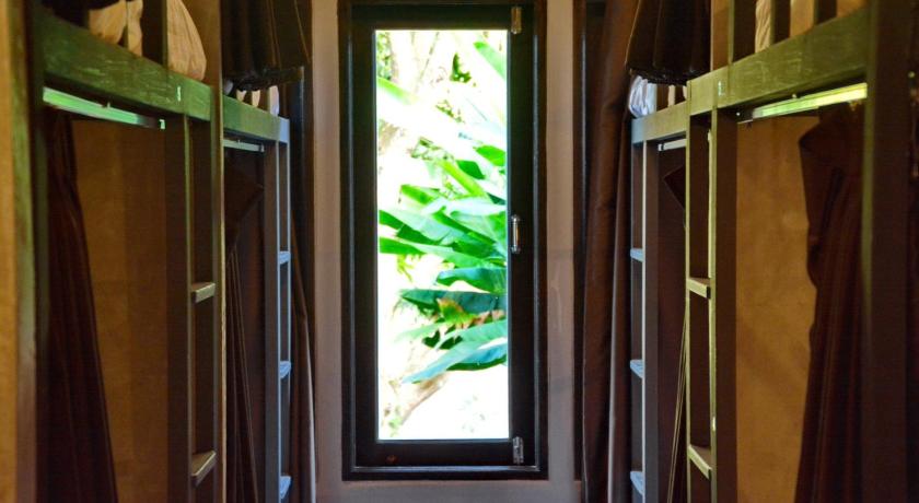 Image of 1 Person in 10-Bed Dormitory with Shared Bathroom - Mixed 15