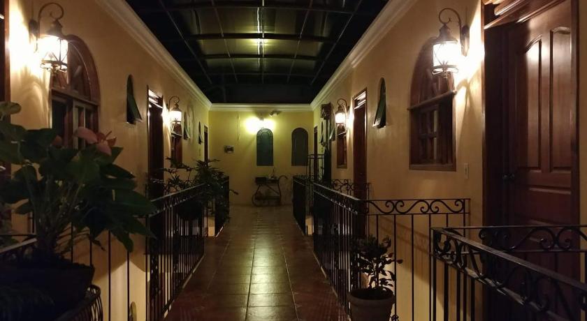 Hotel Posada Santa Fe photo