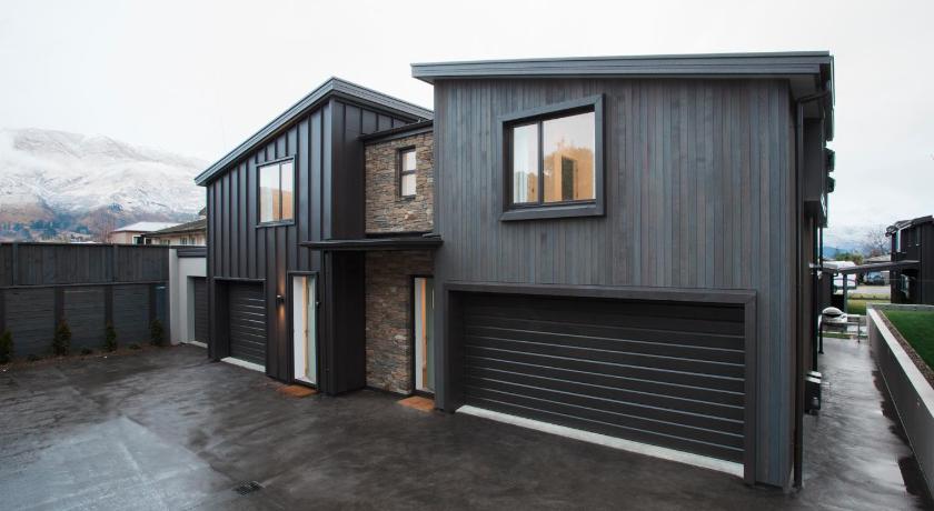 Dungarvon Street Apartments photo