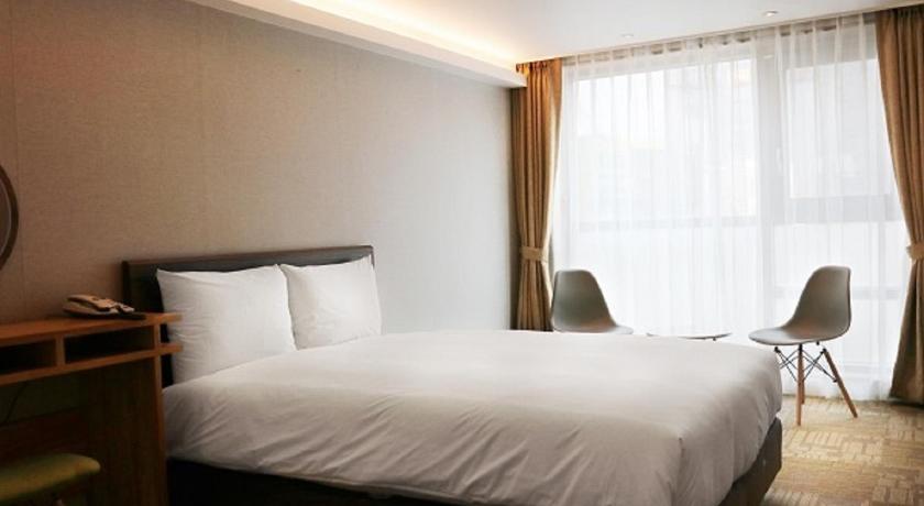 서울 로얄스퀘어호텔 서울 (Royal Square Hotel Seoul) 3성급 호텔 외관