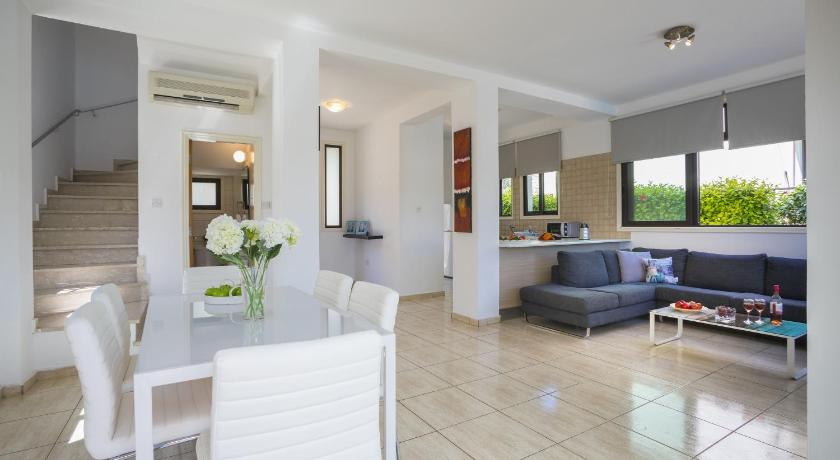 Villa Mylos 7 photo