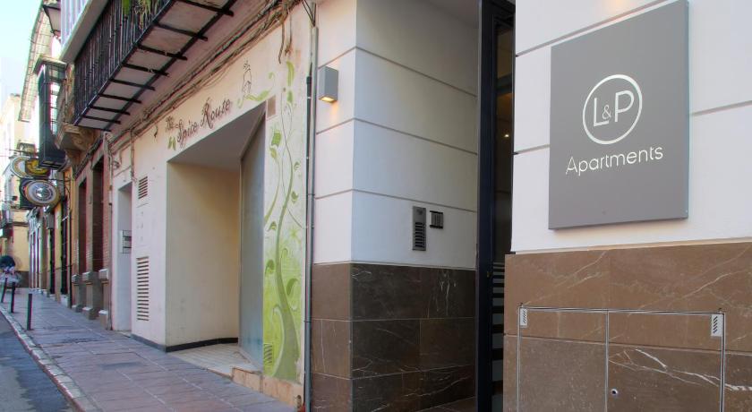 ロンダ Lewis&Peter Apartments Los Remedios 4つ星 ゲストハウス プール