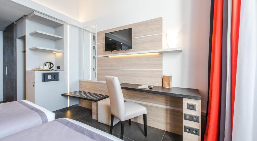 Image of Double Room with Sea View 0
