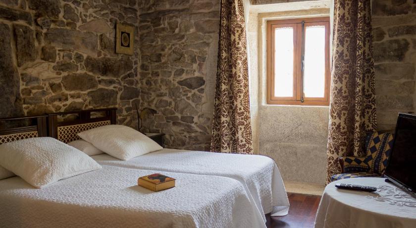 Image of Twin Room with Bath 1
