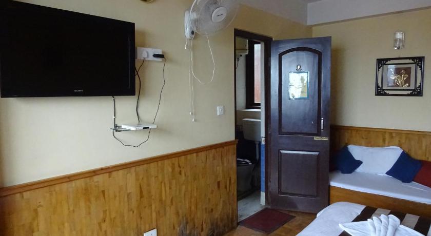 Hotel Royal Residency - image 24