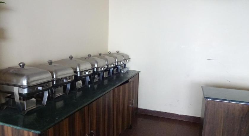 Hotel Royal Residency - image 15