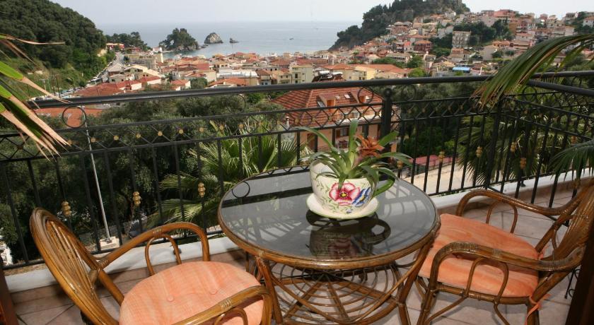 Katsios Studios — Hotel in Parga