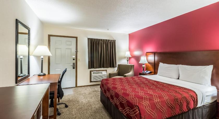 Econo Lodge Valley City