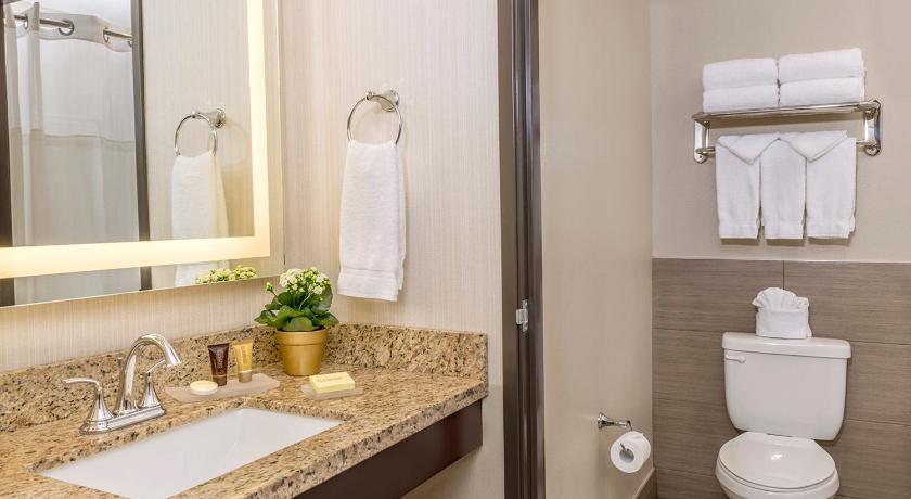 Ayres Suites Yorba Linda