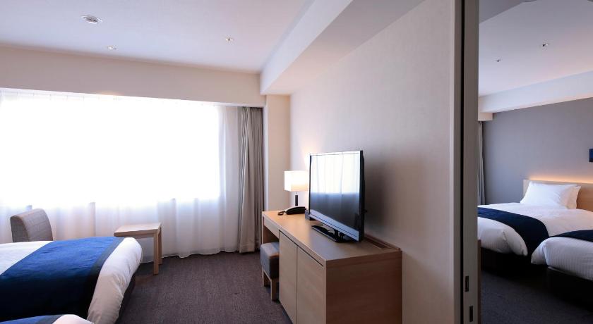 Image of Superior Connecting Twin Rooms - Non-Smoking 1