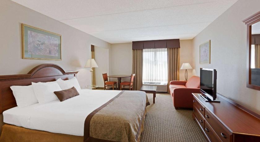 Wingate By Wyndham Charlotte Airport I-85/I-485