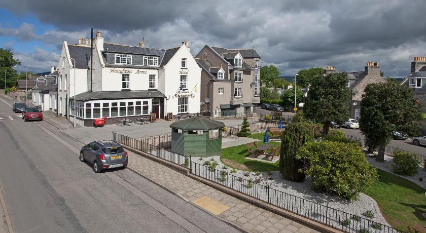 Haughton Arms Hotel — Hotel in Alford (Aberdeen)