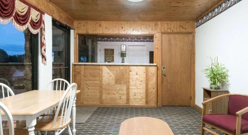 Post Oak Inn photo