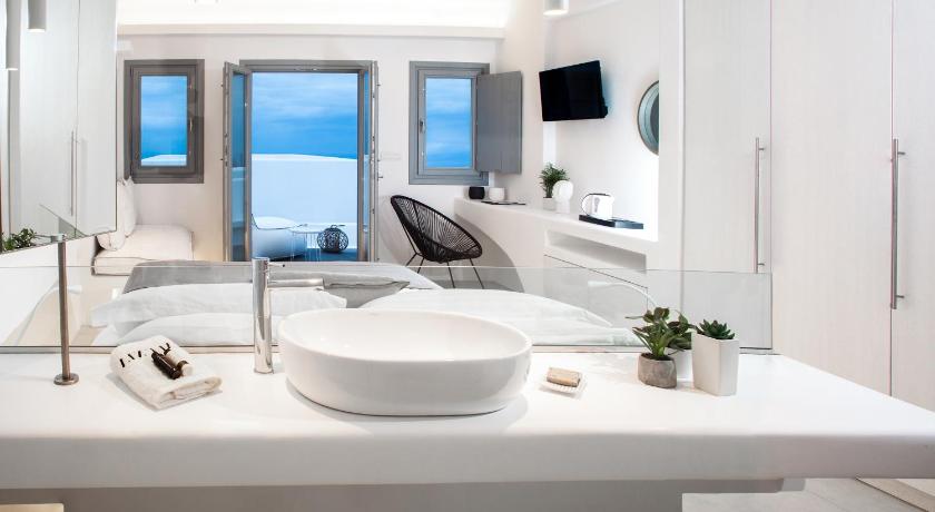 Alunia Incognito Suites - Adults Only photo