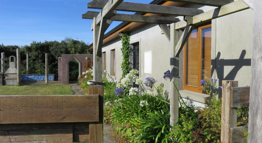 马库姆 House with sea views close to Beach with WiFi and large kitchen and dining 5星级 单人房 大堂