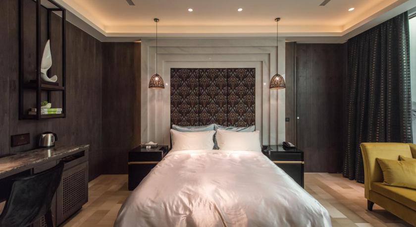 Image of Standard Double Room (Check-in after 23:00) 5