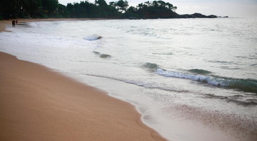 MA` Holidays - Villa Induruwa photo