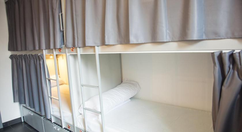 Image of 1 Person in 8-Bed Dormitory - Mixed 10