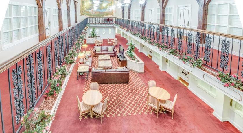 Plaza Suites Downtown New Orleans — Hotel in New Orleans (LA)