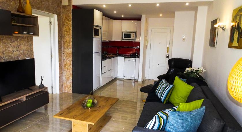 Apartment Duquesa de Espana — Hotel in Torremolinos