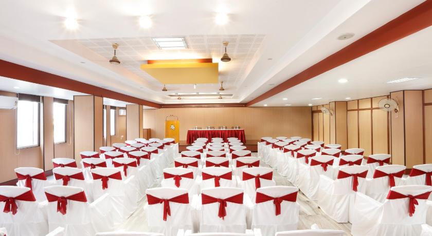 Sri Aarvee Hotel - Coimbatore