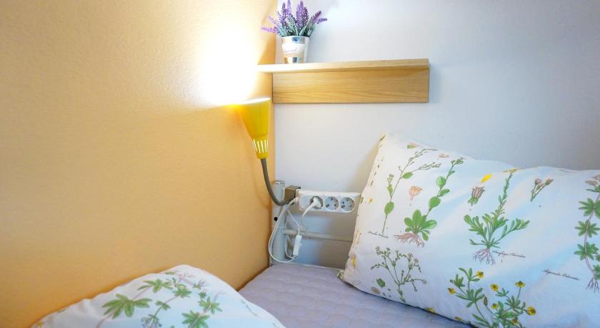 Image of 1 Person in 4-Bed Dormitory - Female Only 11