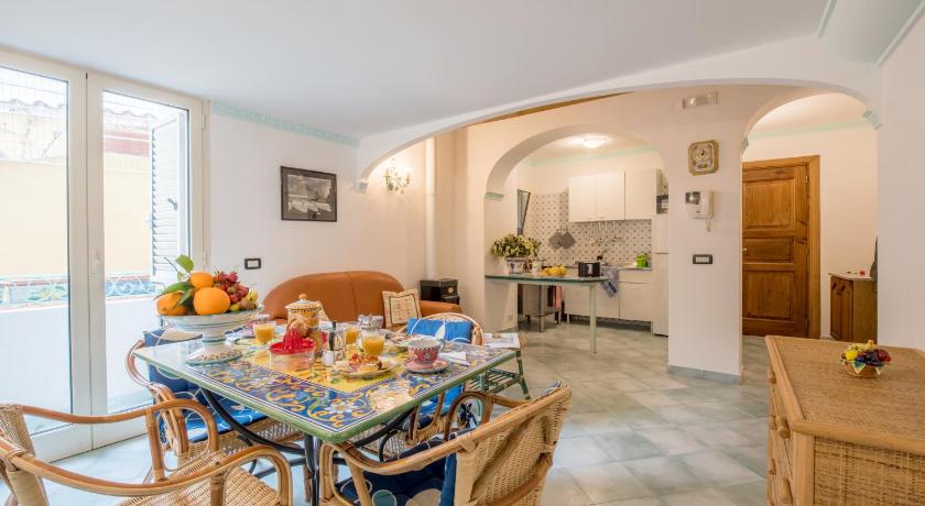 Ricciolo d'oro 2 — Hotel in Positano