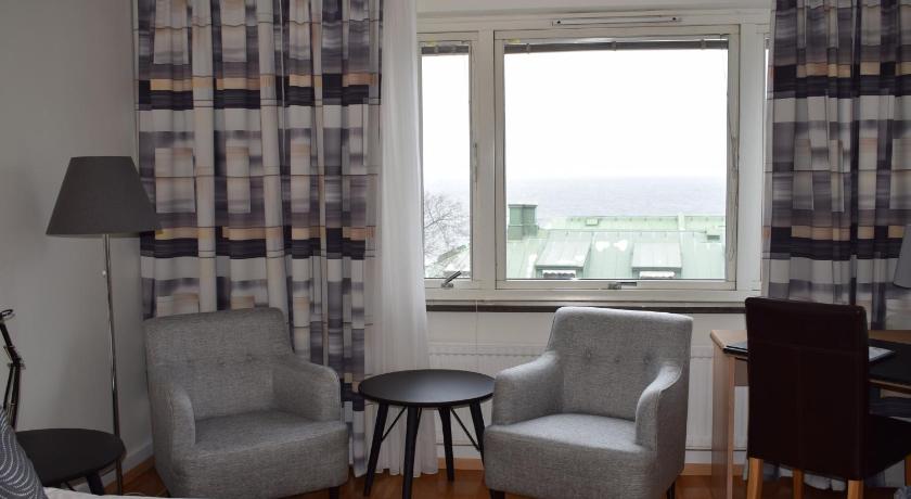 Image of Twin Beds, Nonsmoking, Junior Suite 4