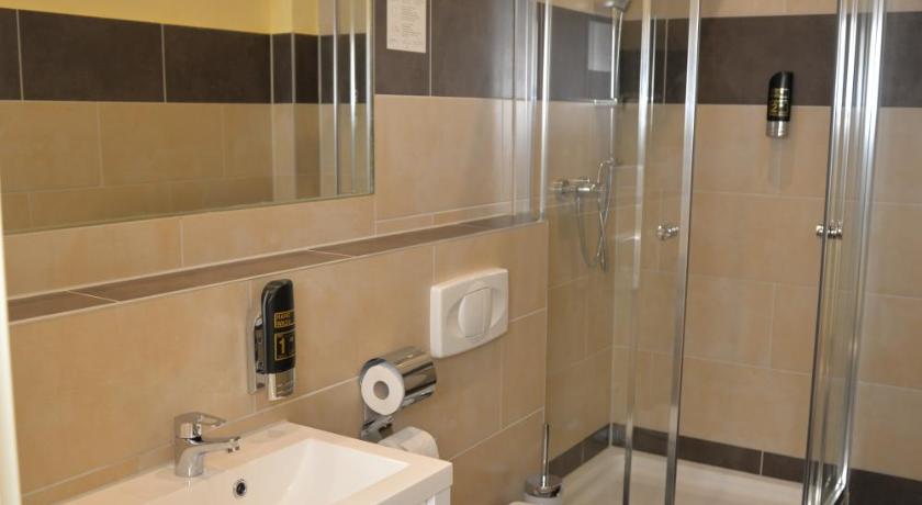 Image of Single Room 2