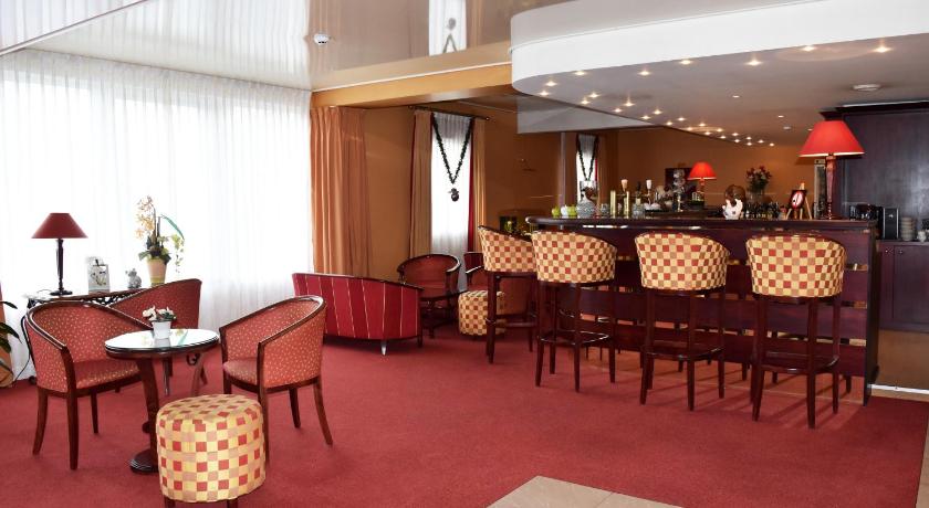 奥班日 Hotel Le Pole Europeen 4星级 酒店 大堂