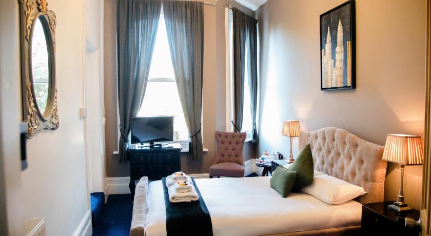 Image of Double Room with Shower 0