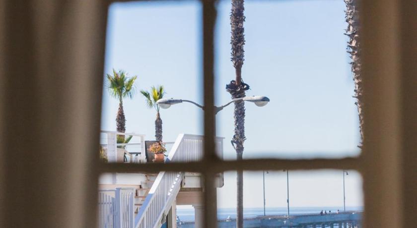 Venice Beach House photo
