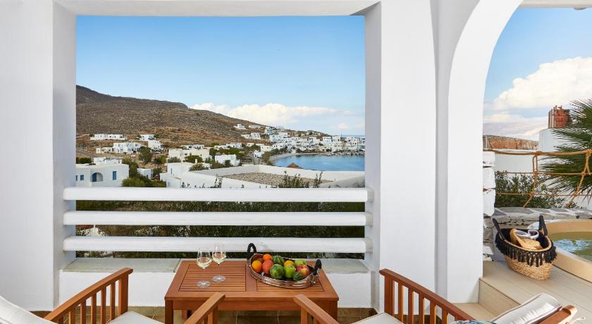 Vrahos Boutique Hotel - image 3