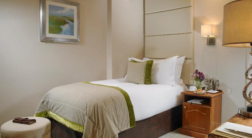 Buswells Hotel in Dublin - Room Deals, Photos & Reviews
