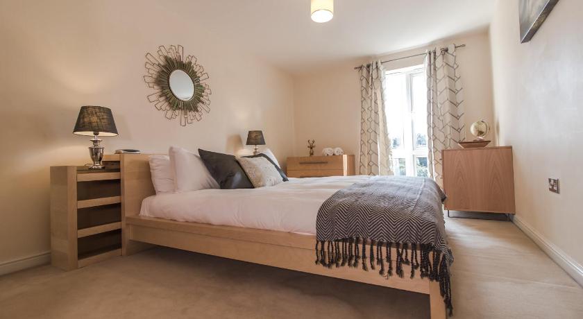 Image of Three-Bedroom Apartment 6