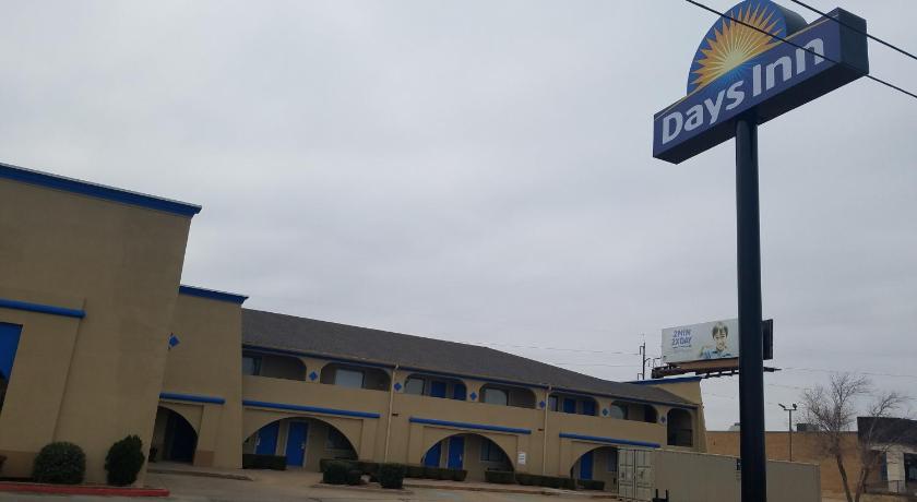 Days Inn by Wyndham Oklahoma City NW Expressway