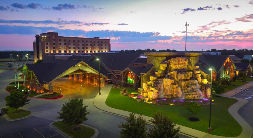 Cherokee Hotel & Casino West Siloam Springs